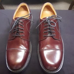 Johnston & Murphy Burgundy Size 8-1/2 Minzer Shoes